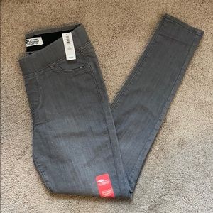 Old Navy the Legging Super Skinny Jeggings